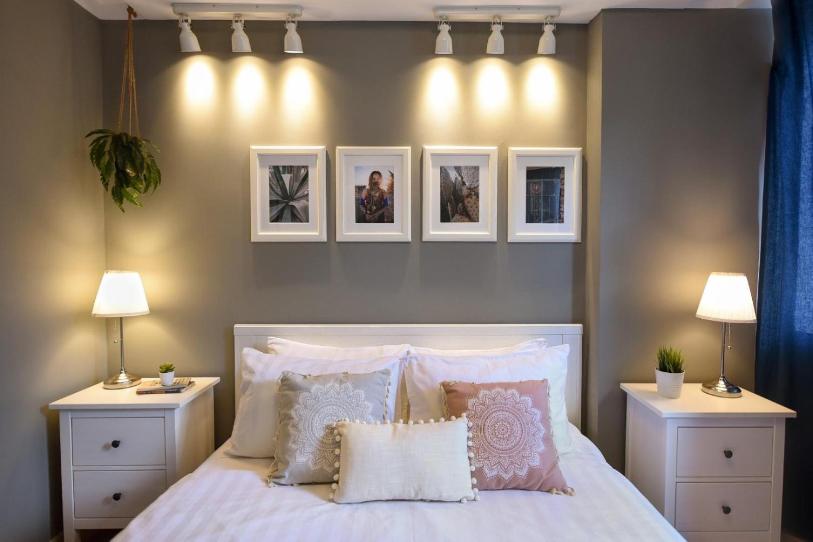 בוקרשט Downtown Oasis: Central Apartments With Cozy Charm חדר תמונה